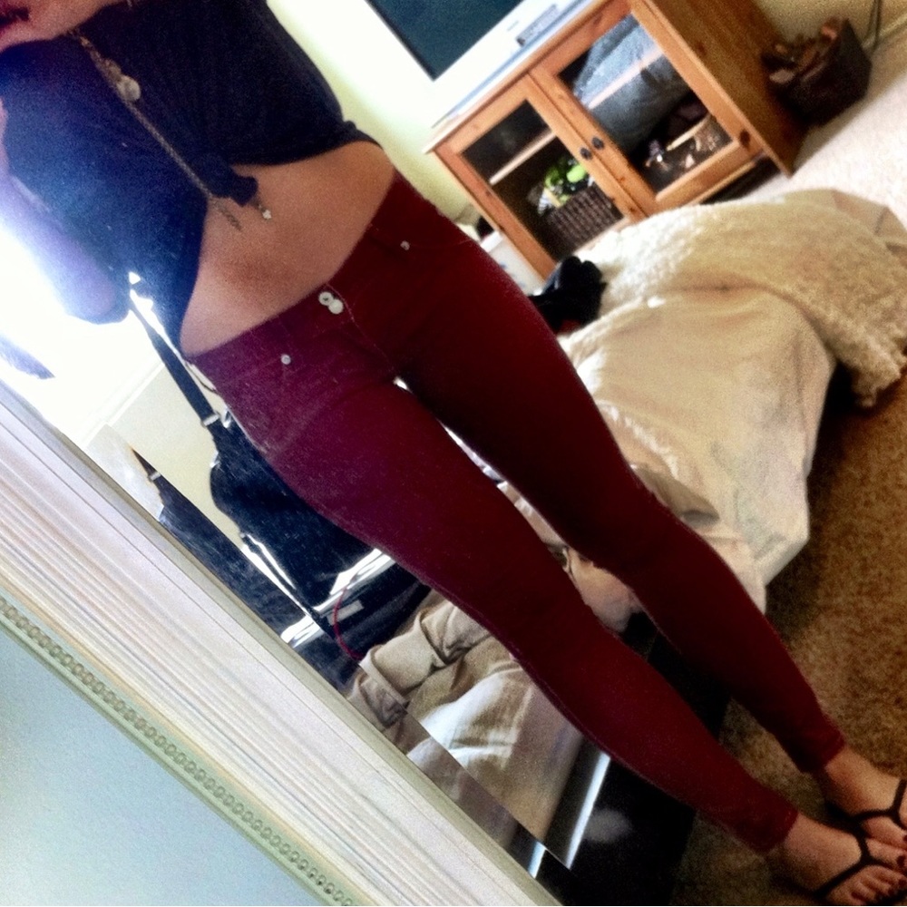 Red low rose pants - Picture 2 of 6